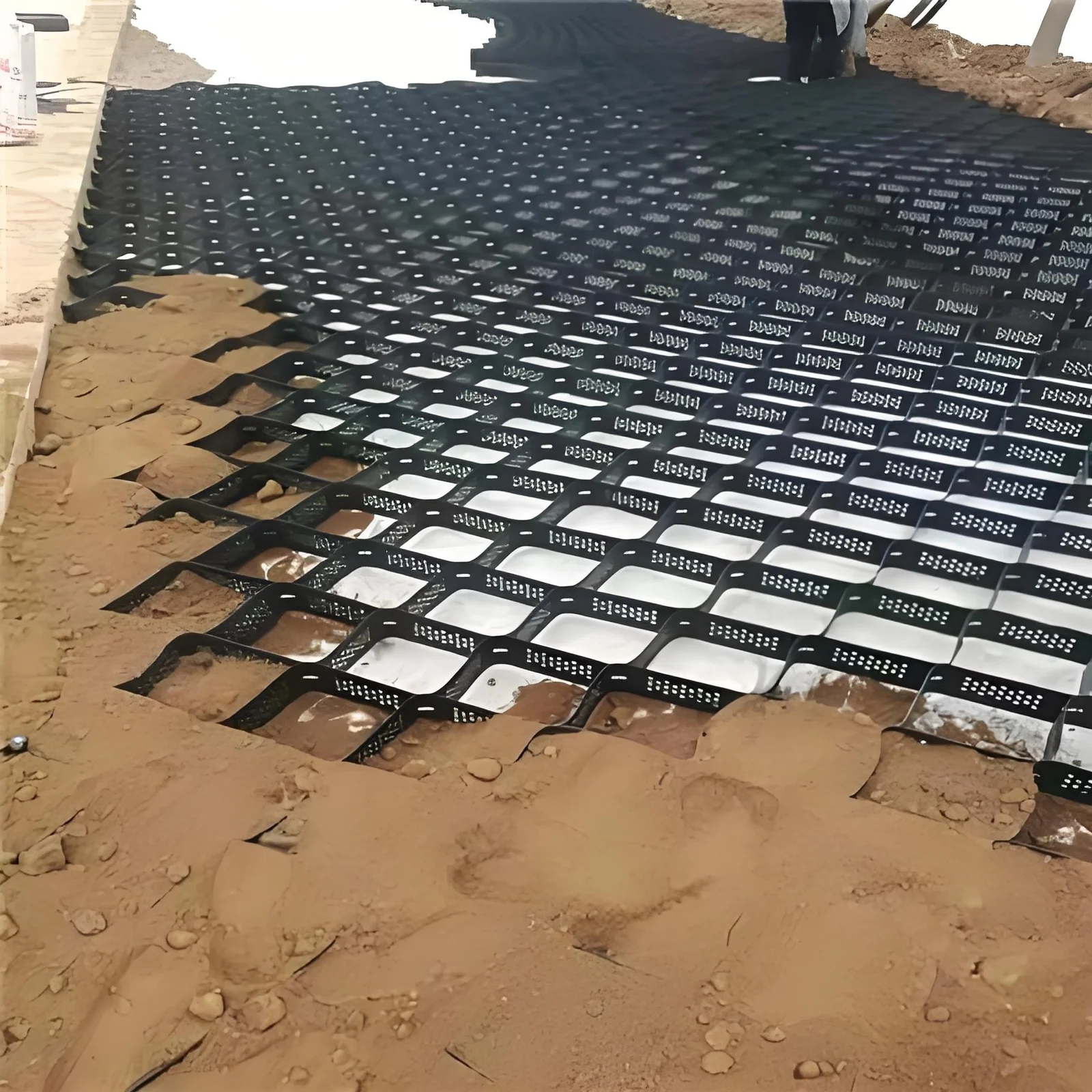 Drainage and geocomposites